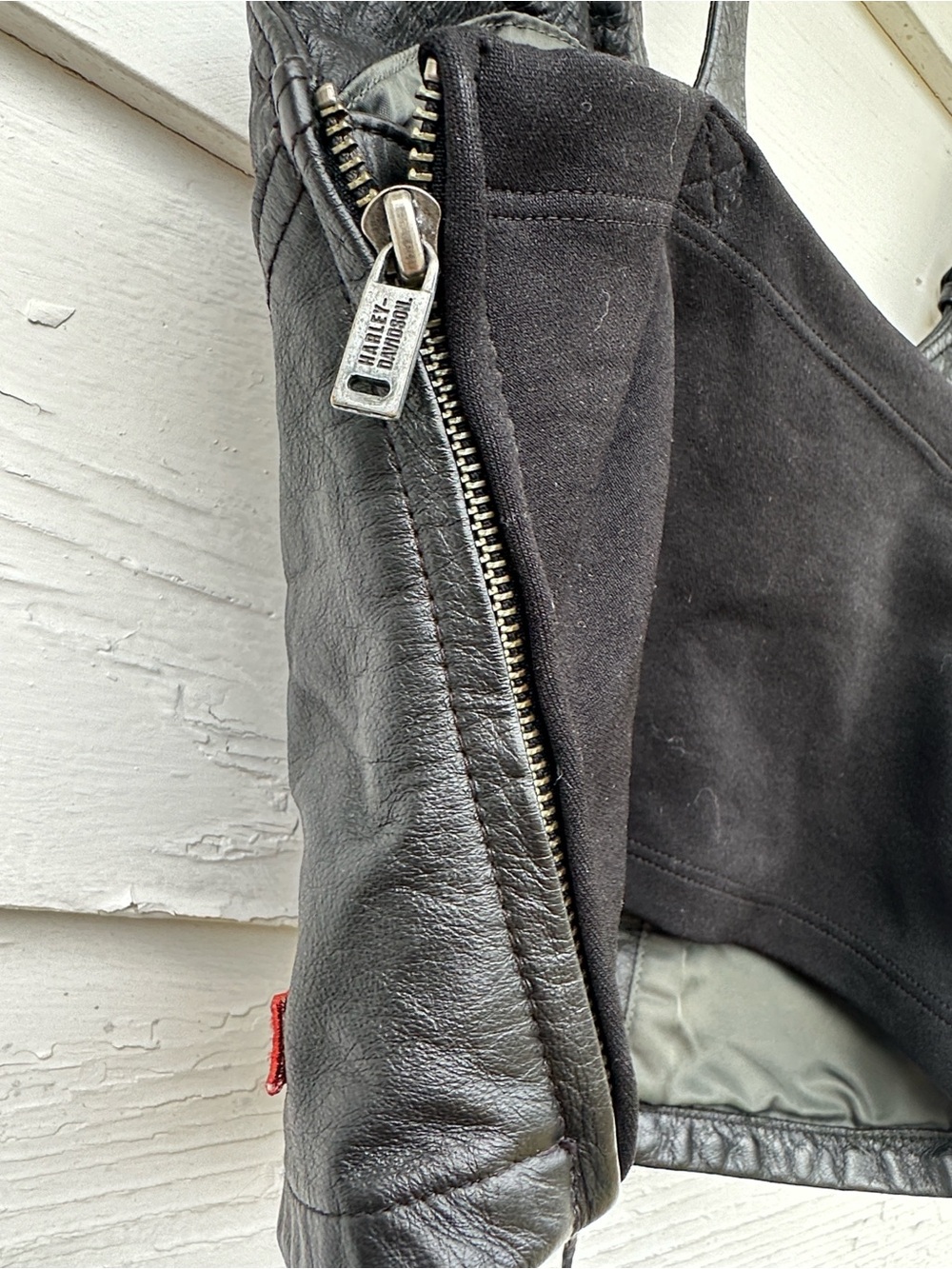 Harley-Davidson Black Leather Lace-Up Biker Vest - Picture 4 of 9